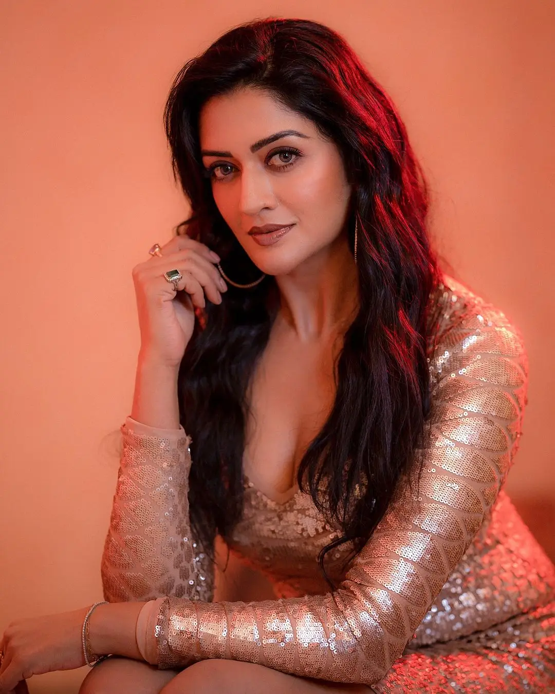 VIMALA RAMAN HOT PHOTOSHOOT IN PINK GOWN 3